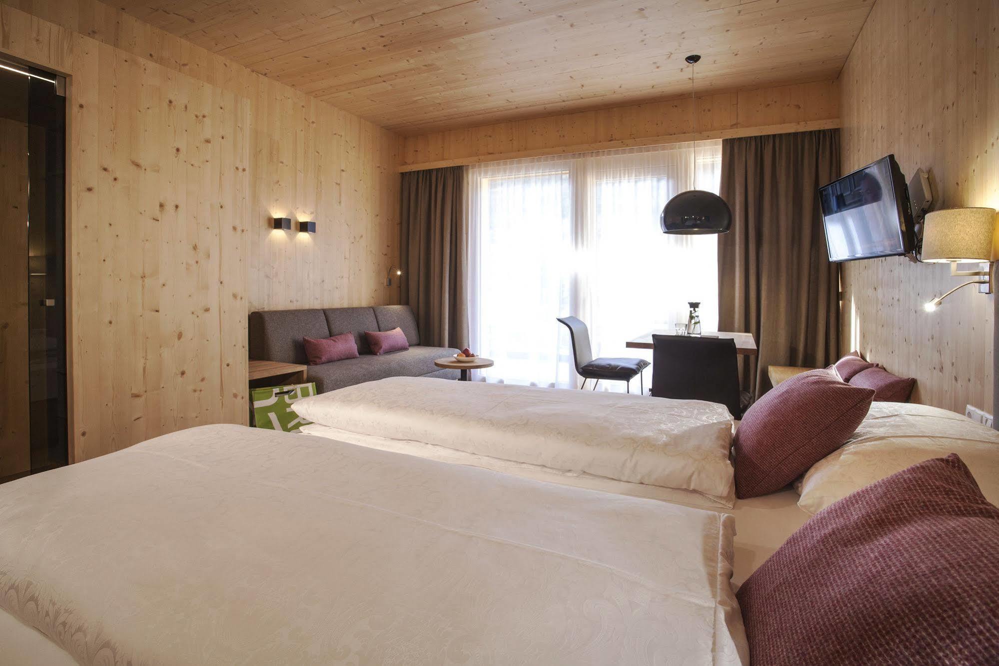 Natuerlich Hell. Aparthotel & Camping 푸겐 외부 사진