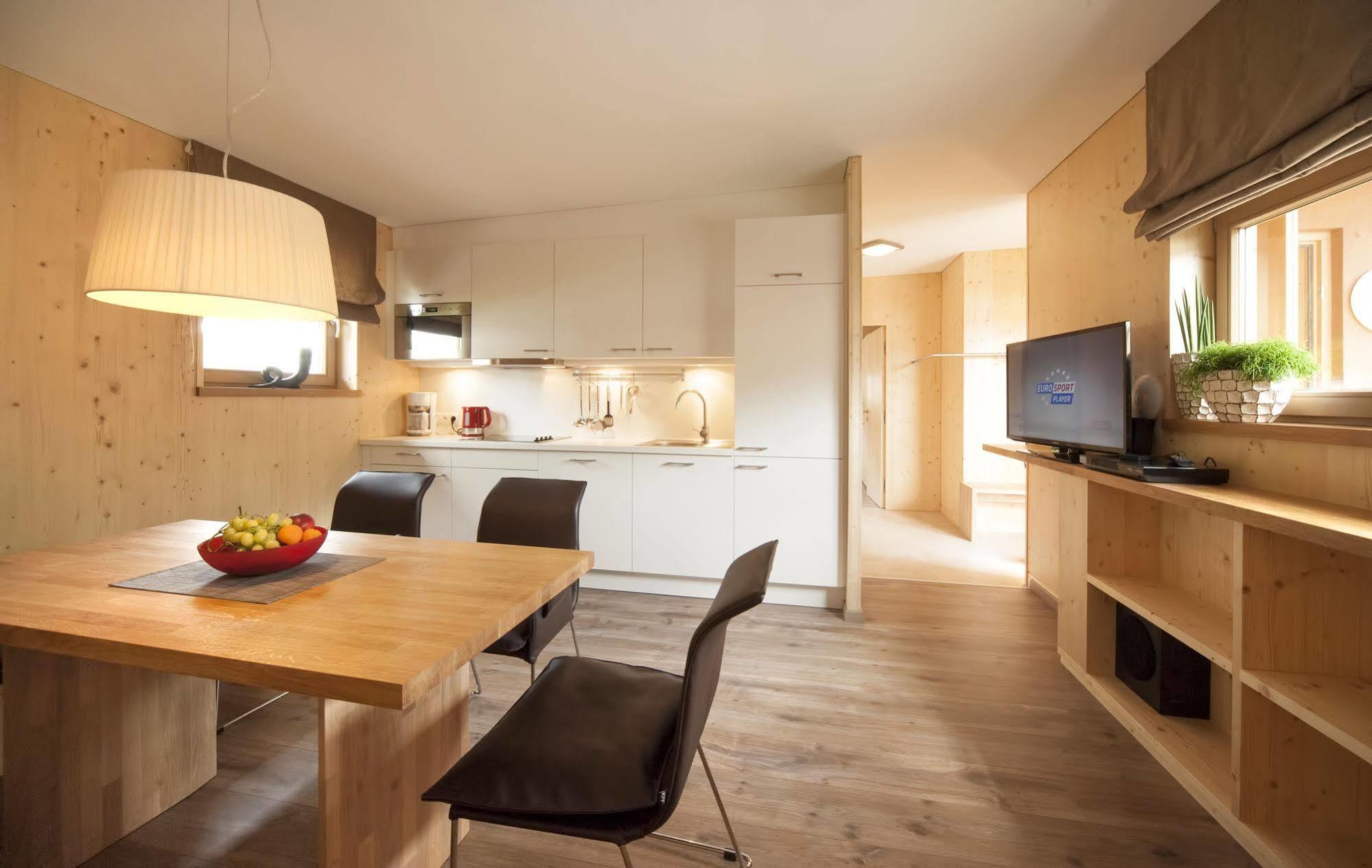 Natuerlich Hell. Aparthotel & Camping 푸겐 외부 사진